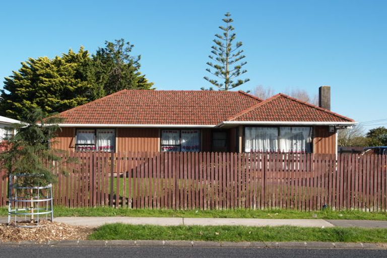 Photo of property in 49 Raglan Street, Mangere East, Auckland, 2024