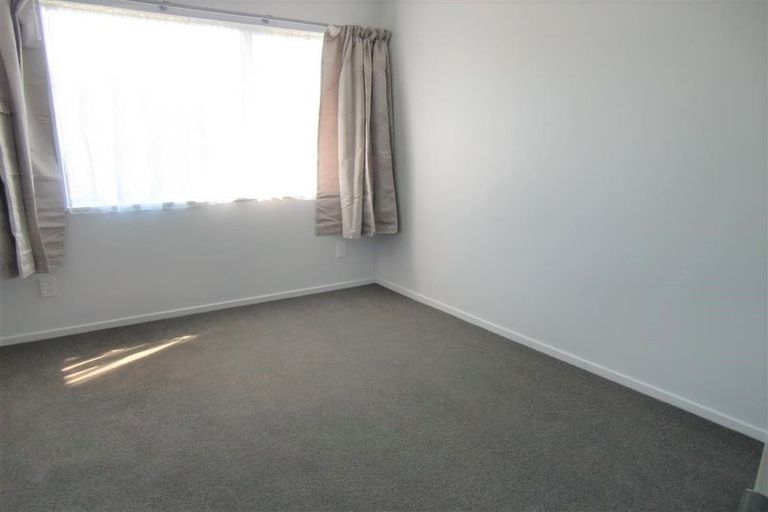 Photo of property in 4 Euclid Street, Vogeltown, New Plymouth, 4310