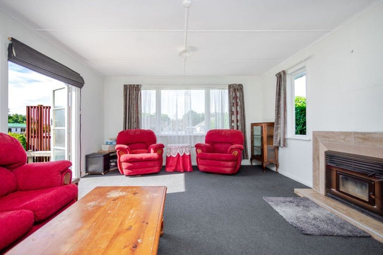 Photo of property in 26 Victor Street, Dannevirke, 4930