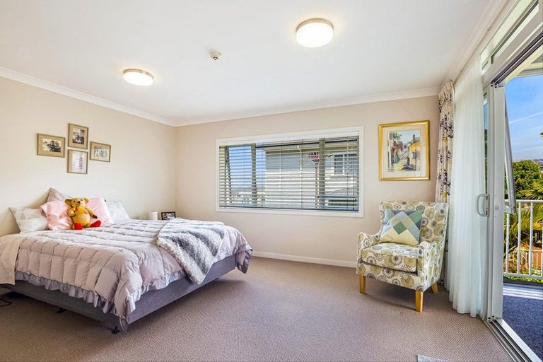 Photo of property in 72 Landmark Terrace, Orewa, 0931