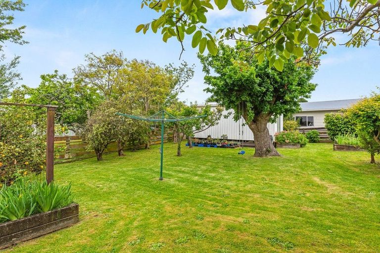 Photo of property in 3 Sharda Grove, Paraparaumu Beach, Paraparaumu, 5032