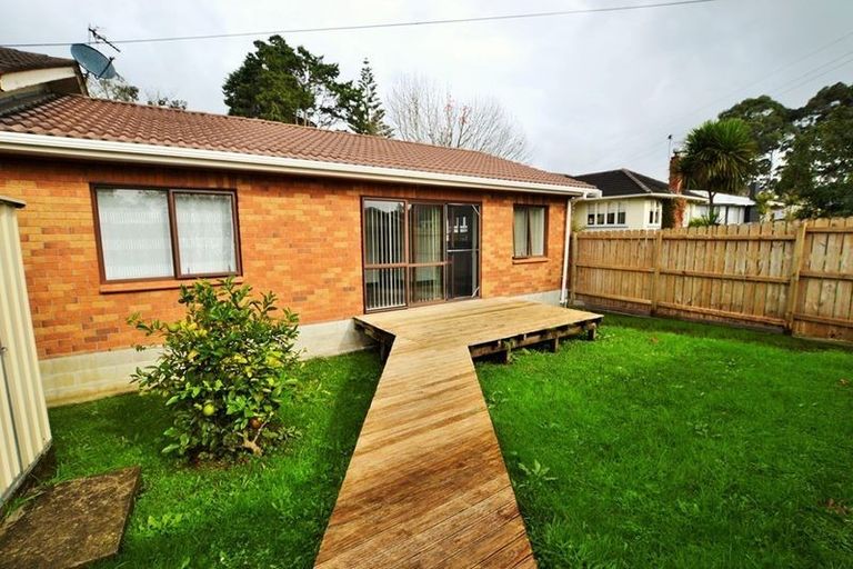 Photo of property in 1/30 Daytona Road, Henderson, Auckland, 0610