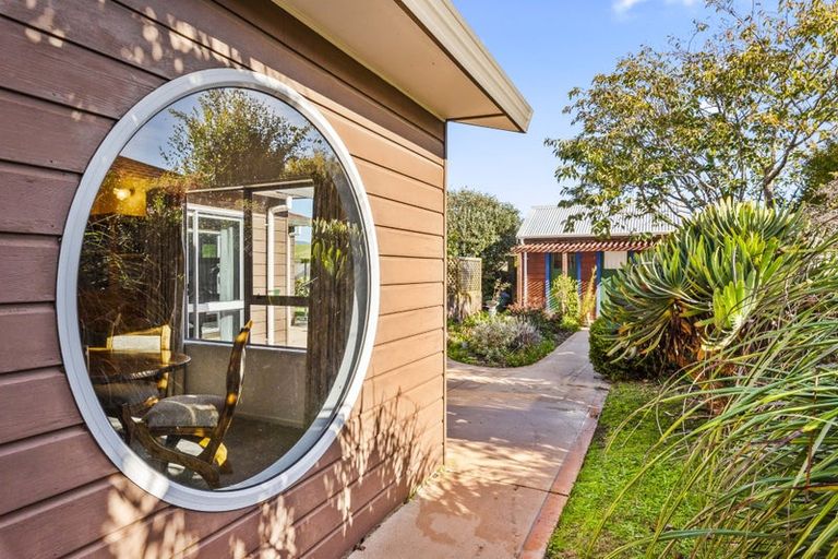 Photo of property in 10 Cedar Drive, Paraparaumu Beach, Paraparaumu, 5032