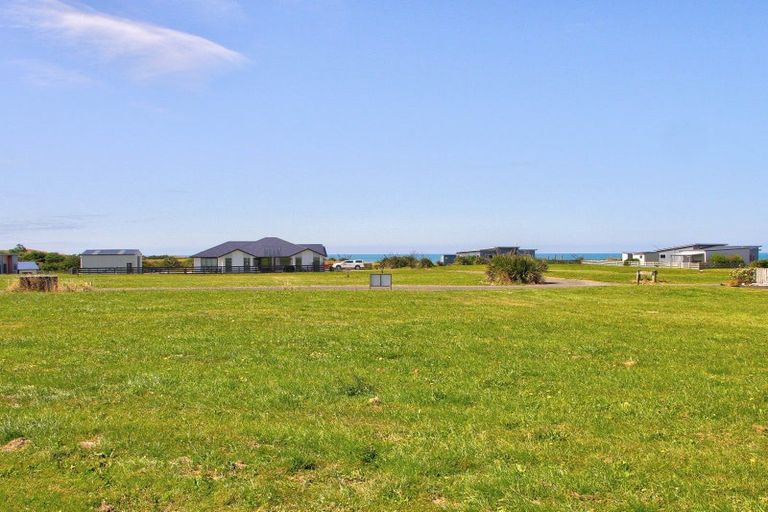 Photo of property in 8 Rosemount Road, Waverley, 4591