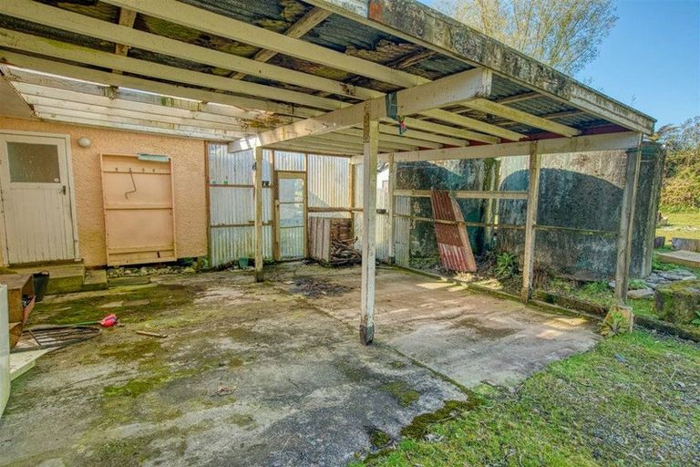 Photo of property in 317 Poerua Valley Road, Harihari, 7884
