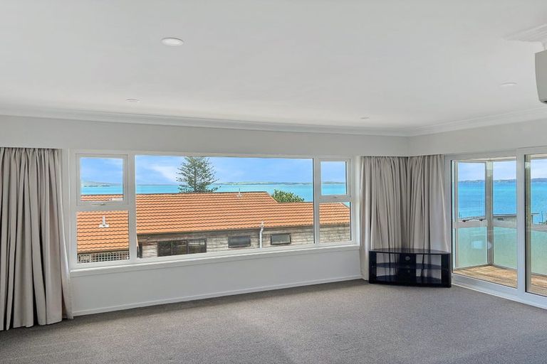 Photo of property in 1/3 Rangitoto View Road, Cockle Bay, Auckland, 2014