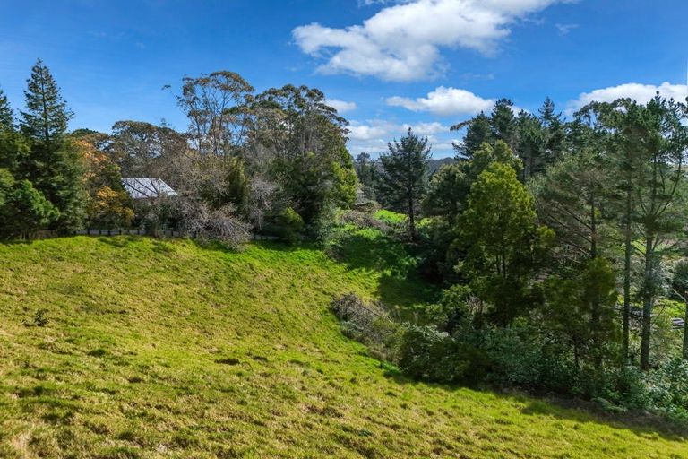 Photo of property in 62 Paremoremo Road, Lucas Heights, Auckland, 0632