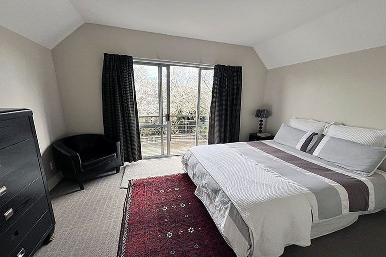 Photo of property in 2/39 Derby Street, St Albans, Christchurch, 8014