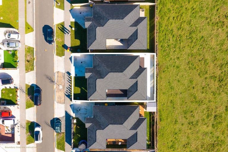 Photo of property in 11 Silver Beech Street, Takanini, 2110