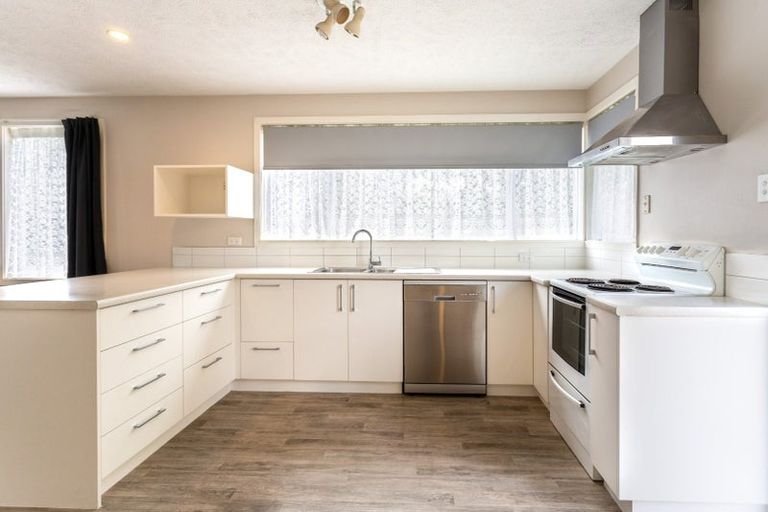 Photo of property in 267 Waimairi Road, Ilam, Christchurch, 8041
