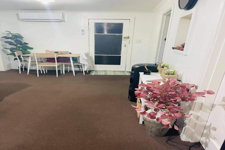 Photo of property in 51 Pembroke Road, Northland, Wellington, 6012