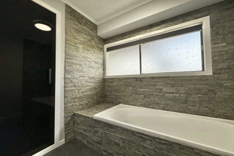 Photo of property in 2 Kensington Street, Tokoroa, 3420