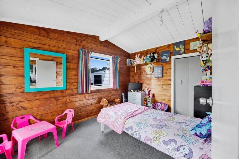Photo of property in 2 Wood Street, Kakaramea, Patea, 4598