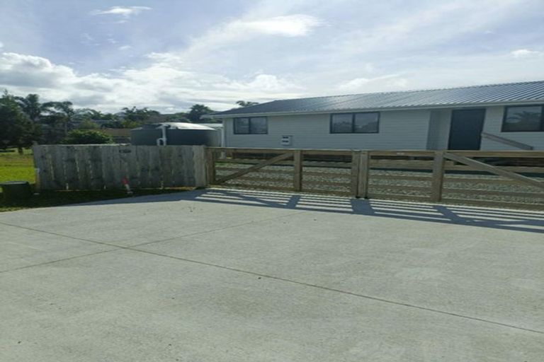 Photo of property in 60 Marram Place, Mangawhai Heads, Mangawhai, 0505