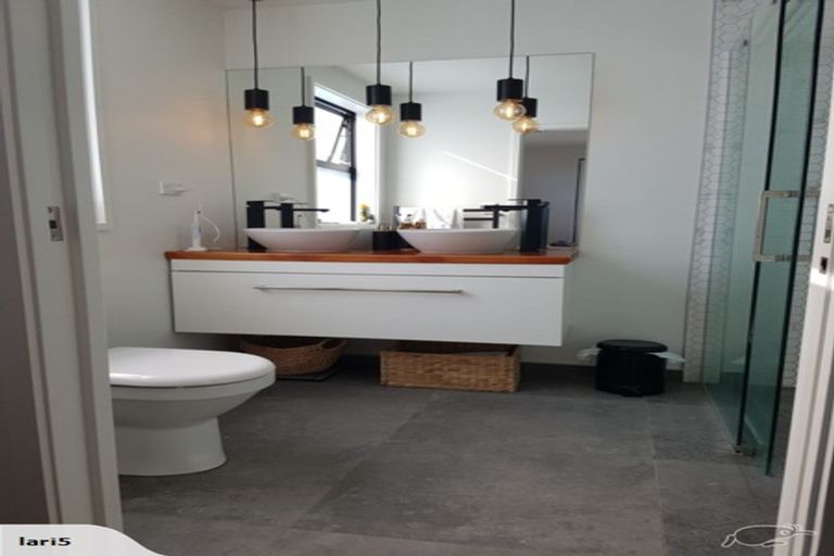 Photo of property in 36 Marion Crescent, Papamoa Beach, Papamoa, 3118