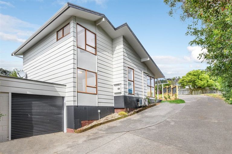 Photo of property in 1/13 Hollyhock Place, Browns Bay, Auckland, 0630