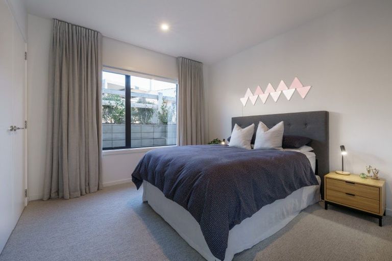 Photo of property in 11 Deans Drive, Wanaka, 9305