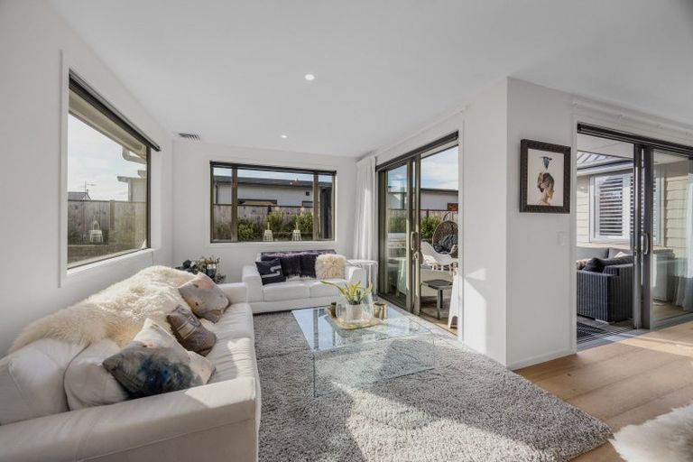 Photo of property in 29 Pounamu Avenue, Albert Town, 9305