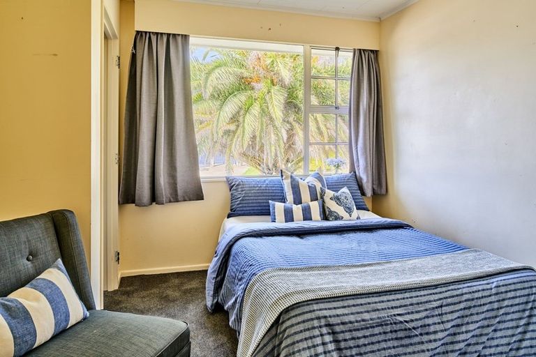 Photo of property in 42 Spinnaker Drive, Whitby, Porirua, 5024