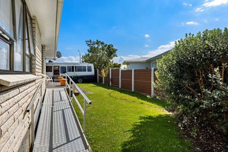 Photo of property in 4 Totara Crescent, Hawera, 4610
