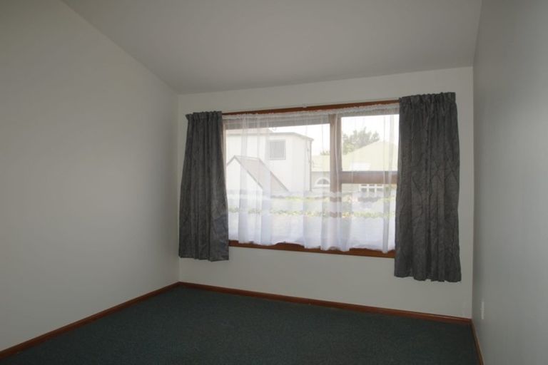 Photo of property in 2/6 Kinloch Street, St Albans, Christchurch, 8014