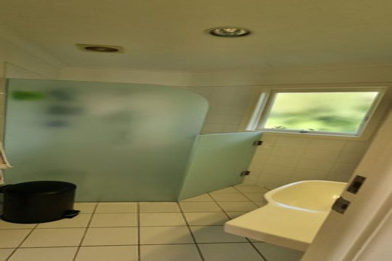 Photo of property in 24 Bevyn Street, Castor Bay, Auckland, 0620