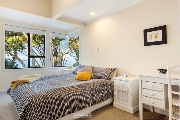 Photo of property in 7 View Road, Campbells Bay, Auckland, 0630