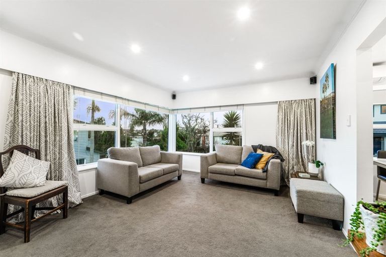 Photo of property in 3/3 Marsh Avenue, Forrest Hill, Auckland, 0620