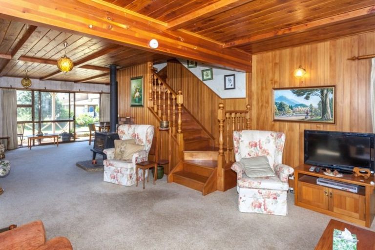 Photo of property in 207 Marie Crescent, Whangamata, 3620