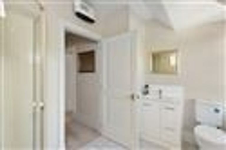 Photo of property in 12 Makora Street, Fendalton, Christchurch, 8041