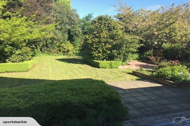 Photo of property in 2/256 Ilam Road, Burnside, Christchurch, 8053