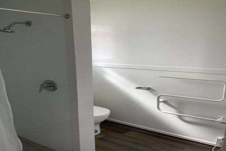 Photo of property in 2/86 Picton Avenue, Riccarton, Christchurch, 8011