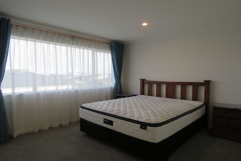 Photo of property in 11 George Square West, Wigram, Christchurch, 8025