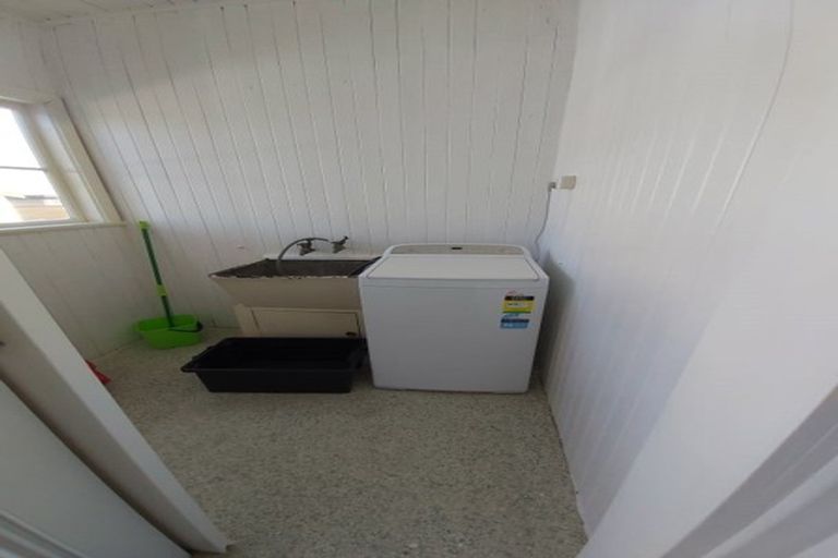 Photo of property in 2 Koromiko Avenue, Roslyn, Palmerston North, 4414