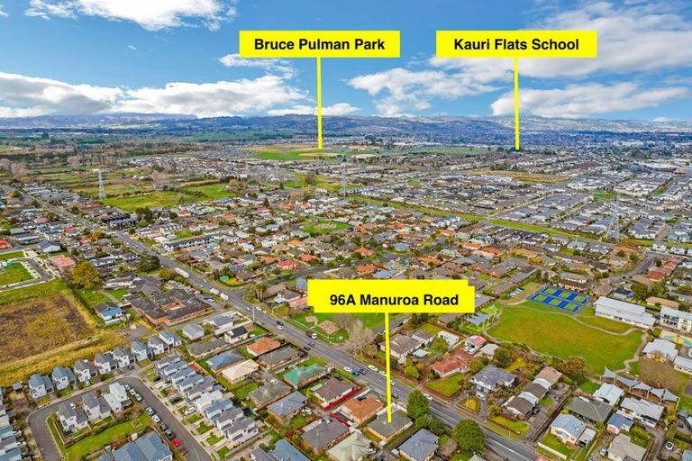 Photo of property in 96a Manuroa Road, Takanini, 2112