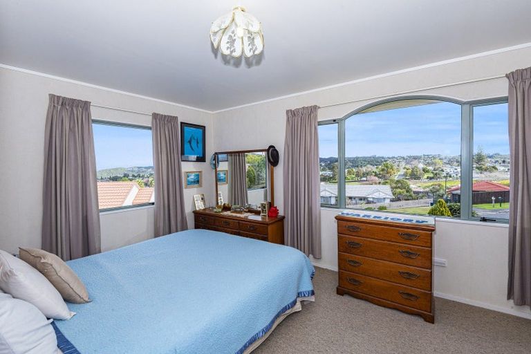 Photo of property in 13 Ridgeway Drive, Te Kamo, Whangarei, 0112