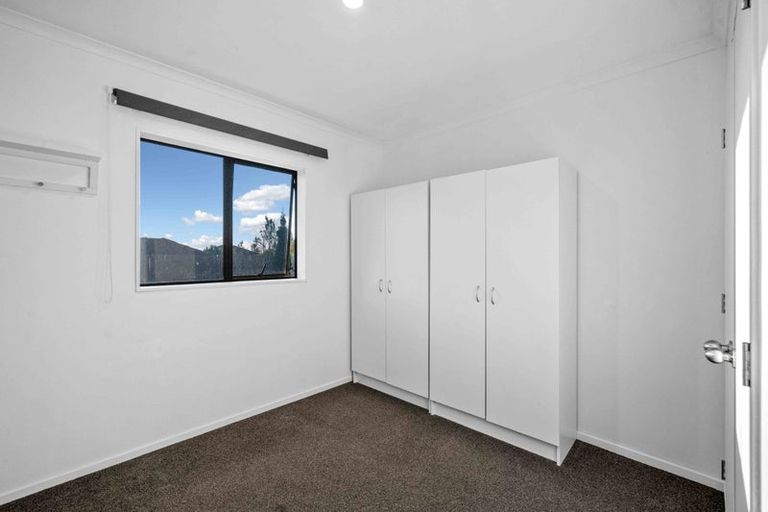 Photo of property in 18 Keri Vista Rise, Papakura, 2110