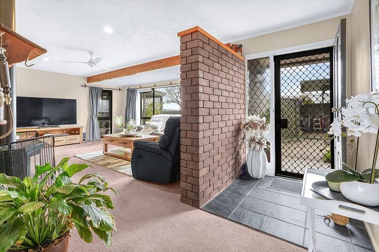 Photo of property in 21 Leyton Place, Nawton, Hamilton, 3200