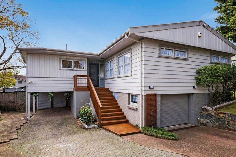 Photo of property in 16 Red Hill Road, Red Hill, Papakura, 2110