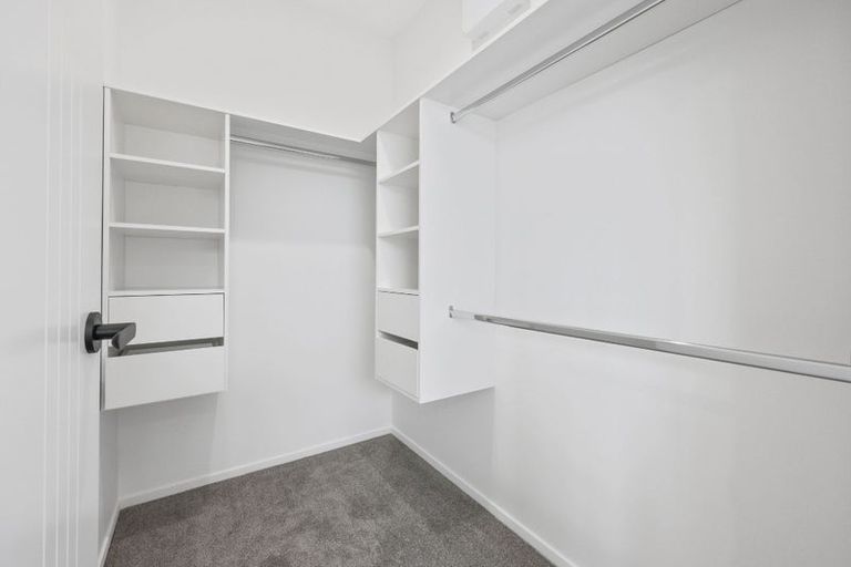 Photo of property in 13b Meadway, Sunnyhills, Auckland, 2010