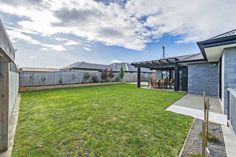 Photo of property in 31 Navy Loop, Rolleston, 7614