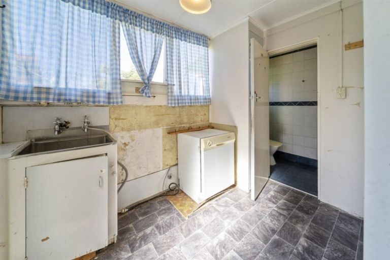 Photo of property in 13 Rimu Street, Hawera, 4610