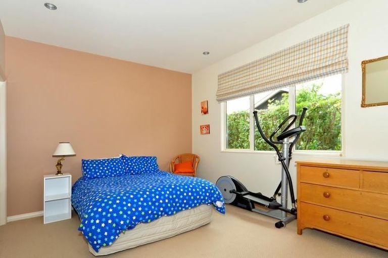 Photo of property in 25 Totara Street, Fendalton, Christchurch, 8041