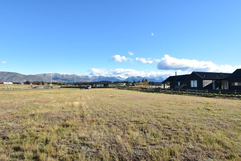 Photo of property in 5 Tussock Crescent, Twizel, 7901