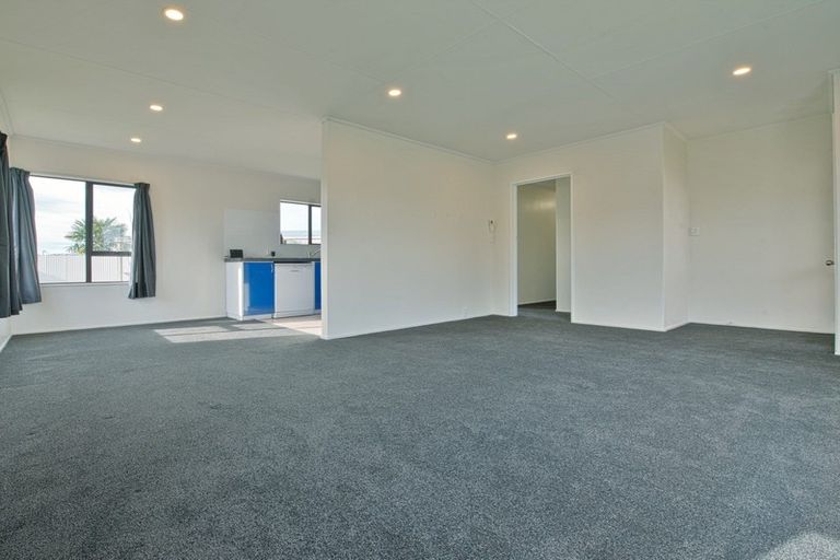 Photo of property in 10 Glamorgan Avenue, Tamatea, Napier, 4112