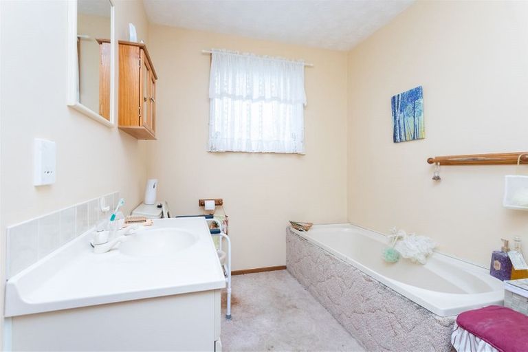 Photo of property in 2/44 Bicknor Street, Templeton, Christchurch, 8042