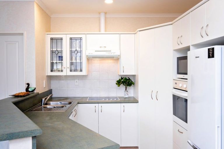 Photo of property in 67 Kensington Drive, Taradale, Napier, 4112