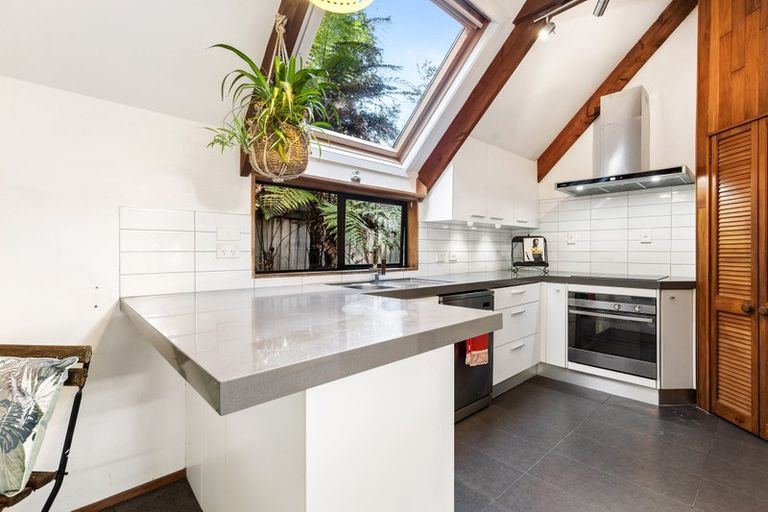 Photo of property in 113 Daffodil Street, Titirangi, Auckland, 0604