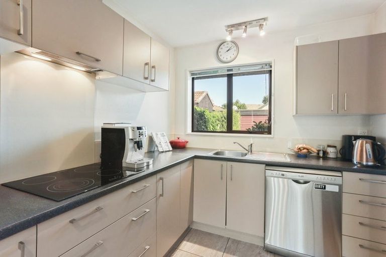 Photo of property in 3/8 Angela Street, Upper Riccarton, Christchurch, 8041
