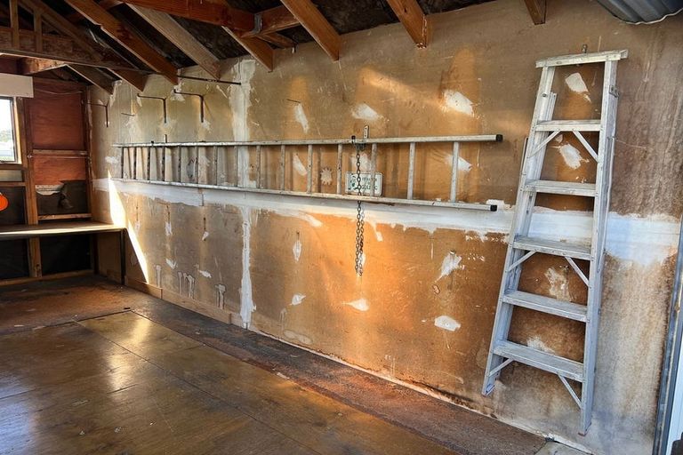 Photo of property in 116 Park Avenue, Whangamata, 3620